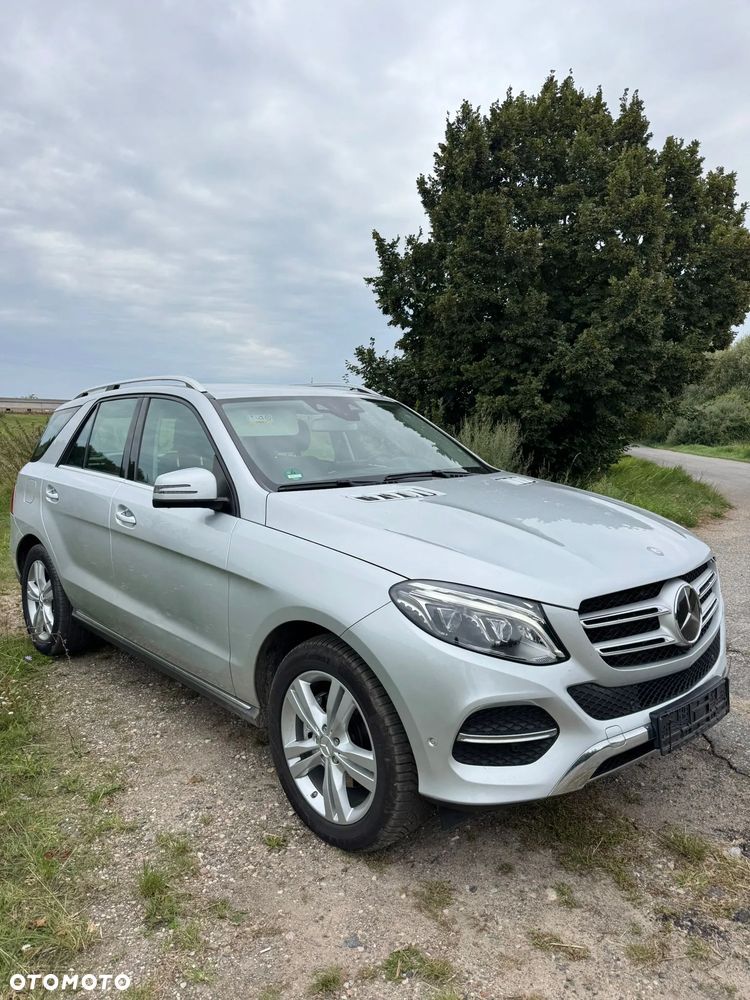 Mercedes-Benz GLE 350 d 4-Matic - 2