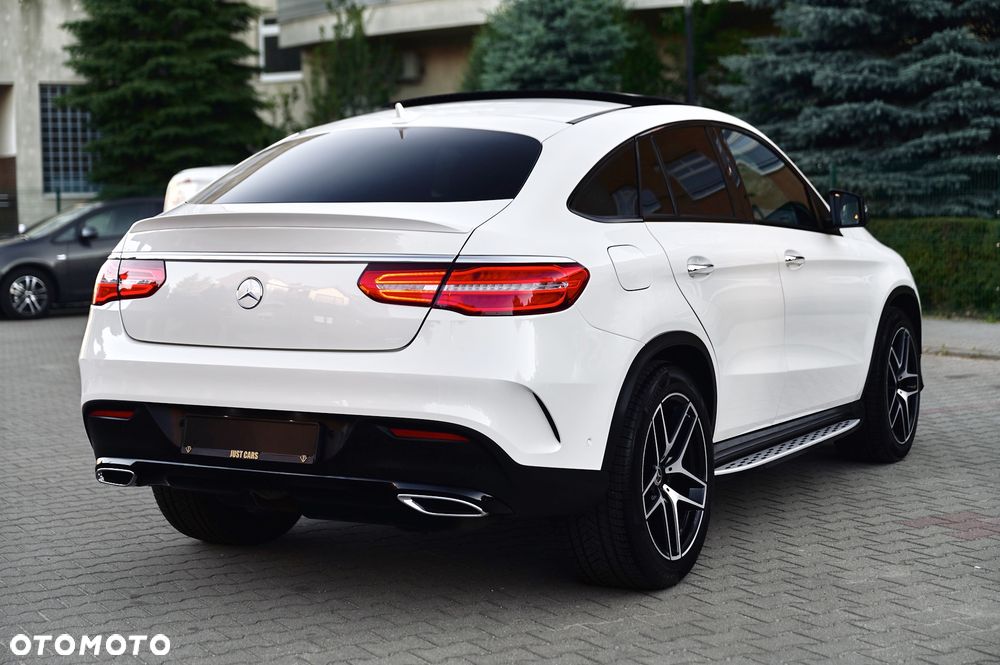 Mercedes-Benz GLE - 12