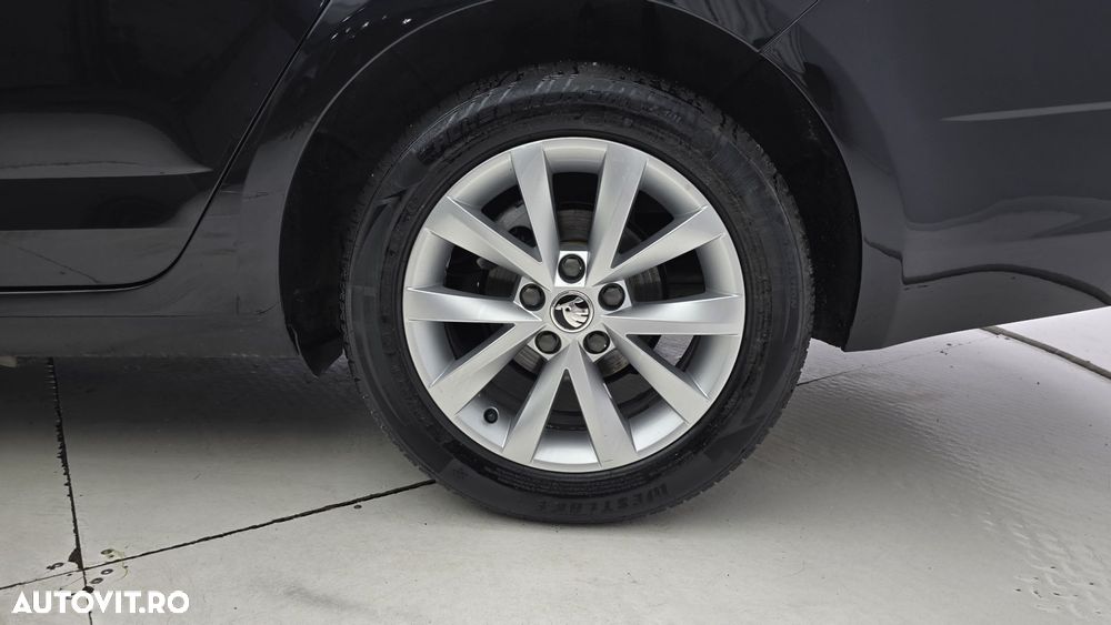 Skoda Octavia 2.0 TDI DSG Ambition - 22