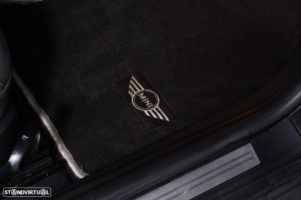 MINI 3 Portas One D - 39