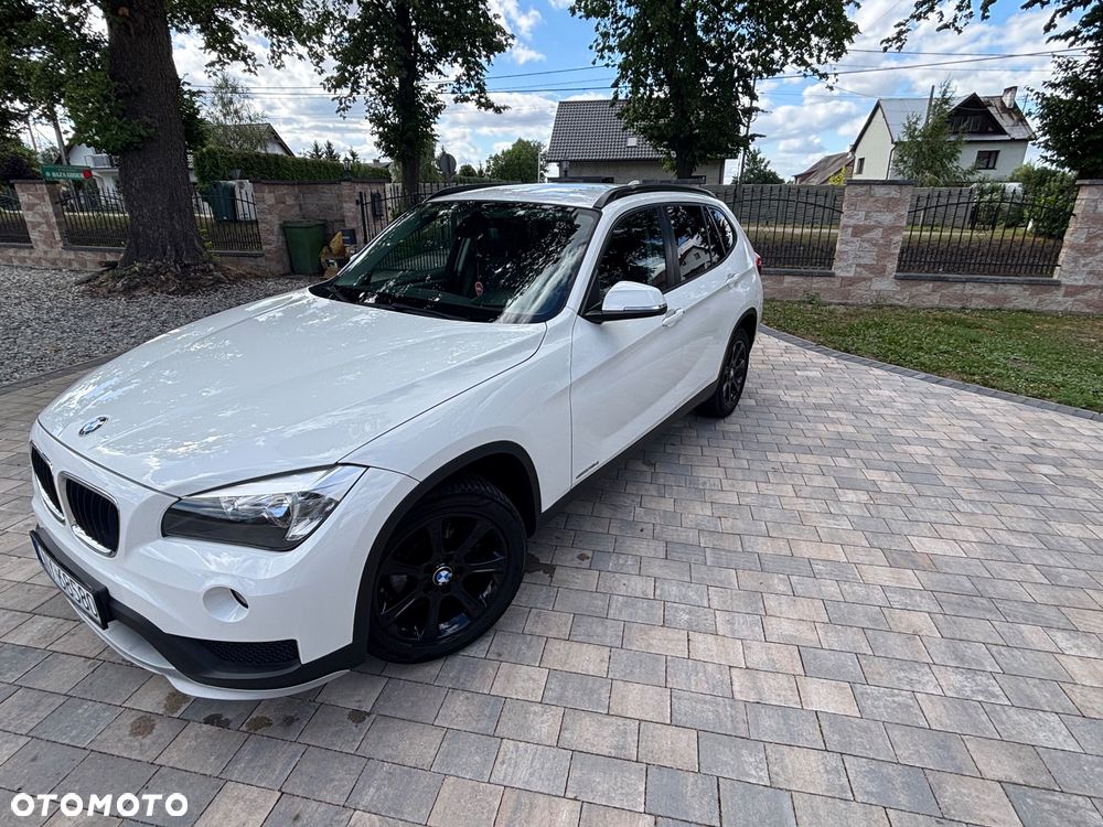 BMW X1 sDrive16d xLine - 37