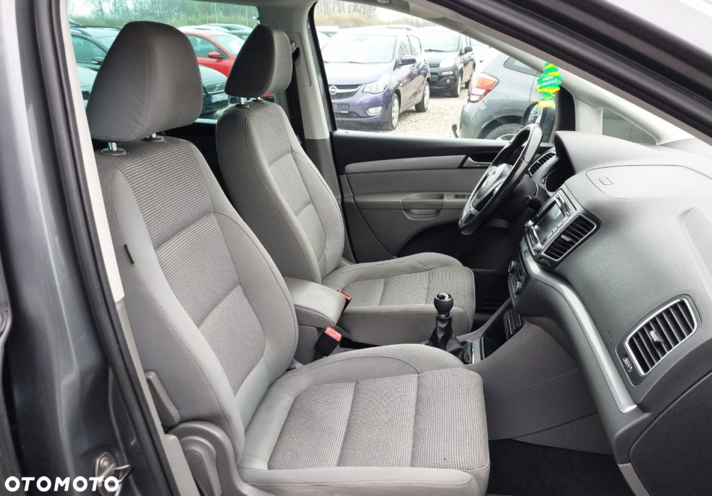 Volkswagen Sharan - 19