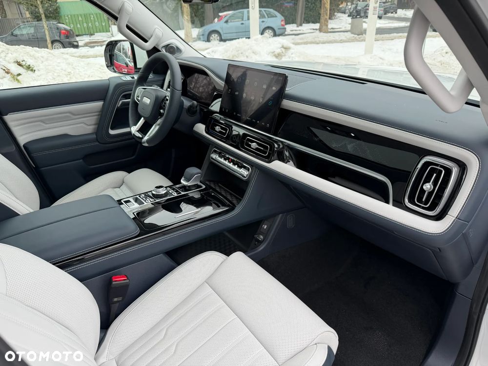 BAIC BJ60 mHEV Flagship 4x4 - 12