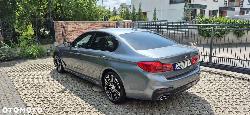 BMW Seria 5 520d xDrive M Sport sport - 11