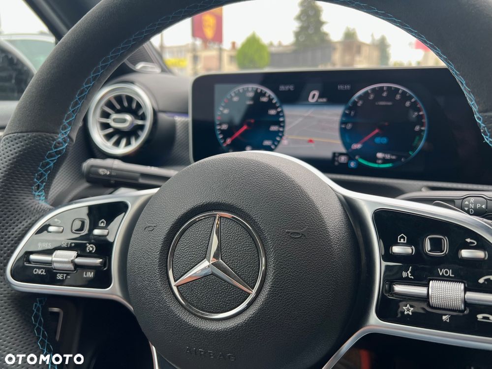 Mercedes-Benz Klasa A 250 E AMG Line 8G-DCT - 11