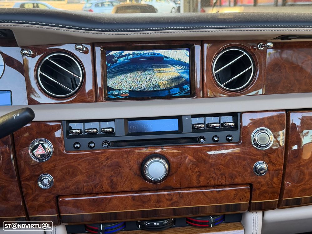 Rolls Royce Phantom 6.8 V12 - 24