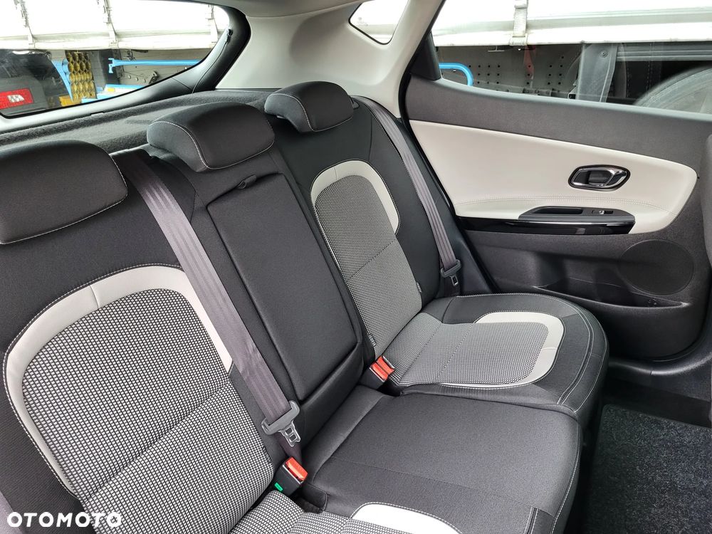 Kia Ceed 1.4 L Business Line - 28