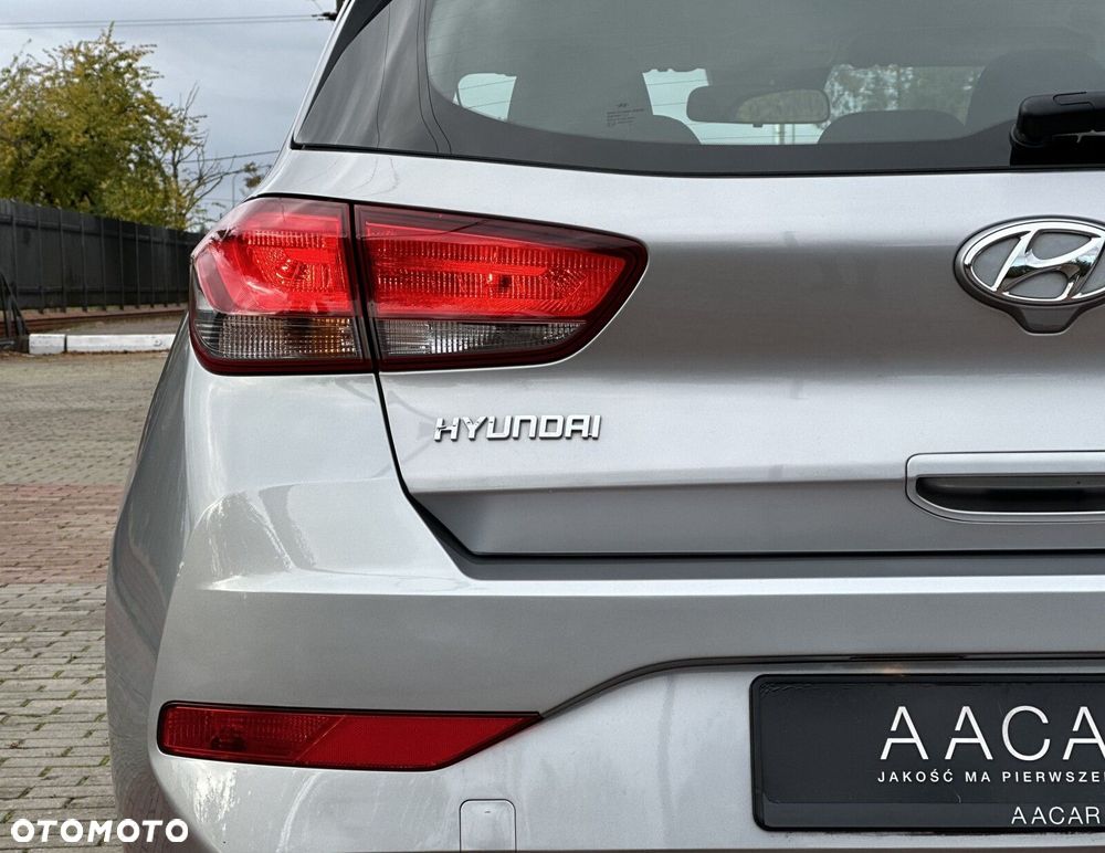 Hyundai i30 1.5 DPI Classic + - 34