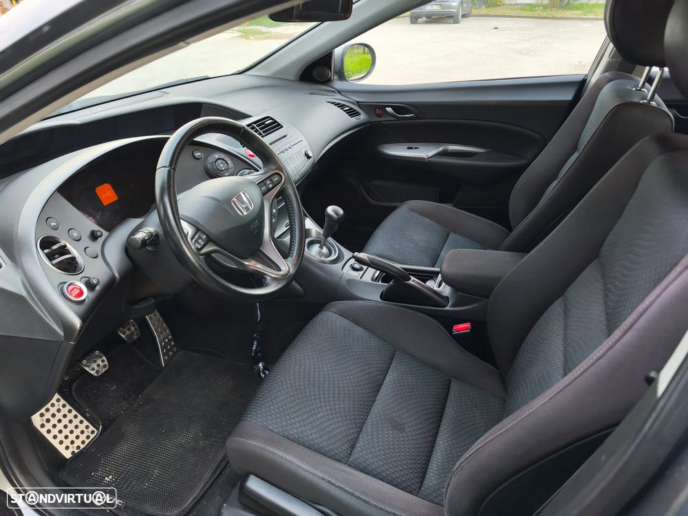 Honda Civic 1.4 i-VTEC Elegance - 9