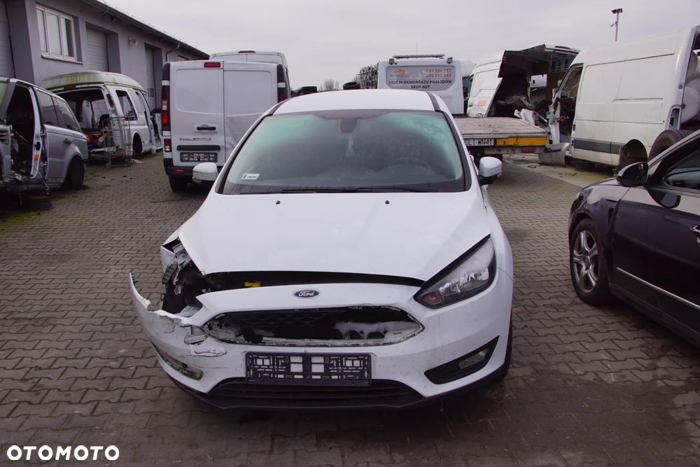 Auto na części - Ford Focus MK3 Lift 1.0 EcoBoost 125 KM M1DA CV6R-7002-PG 7VTA 2017R Silnik Skrzynia Drzwi Maska Błotnik Klapa Zderzak Lampa Lusterko Szyba Deska Kokpit Sterownik Moduł Czujnik Licznik Wyświetlacz Kierownica Panel - 2