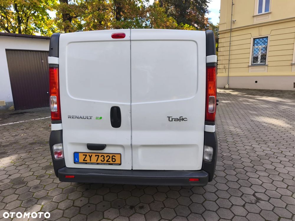 Renault Trafic Long L2H1 2.0dci Klima - 6