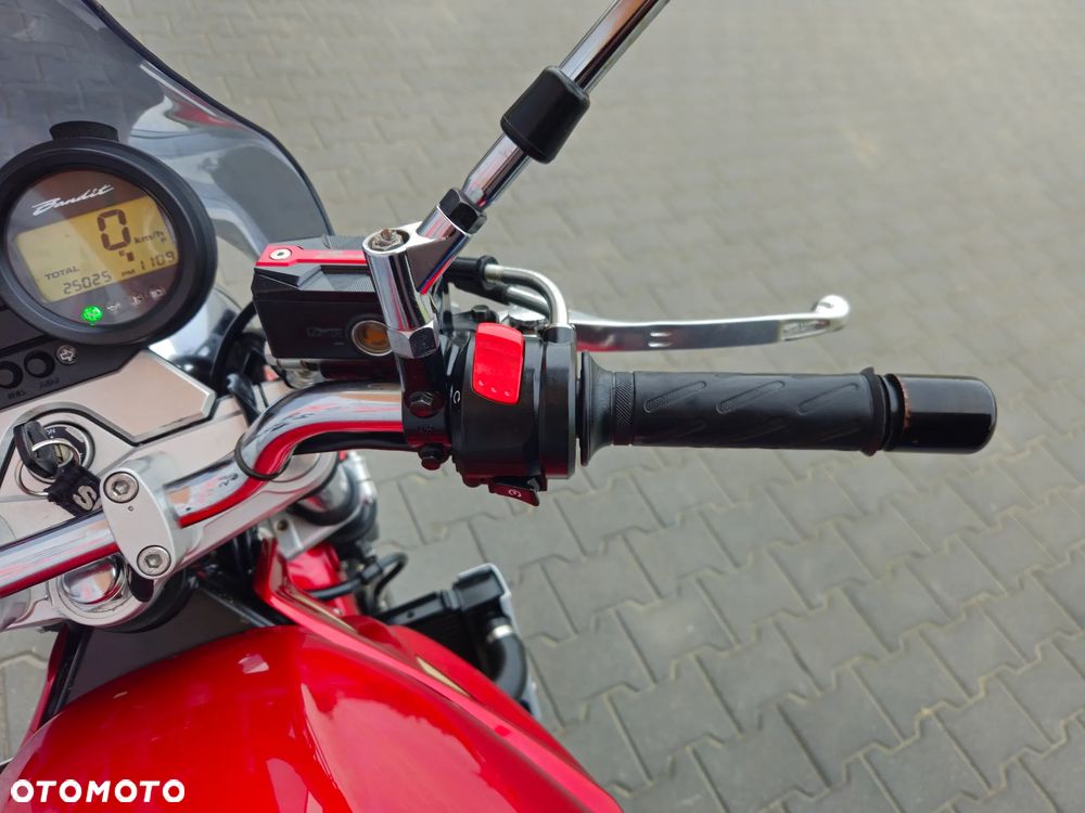 Suzuki Bandit - 16