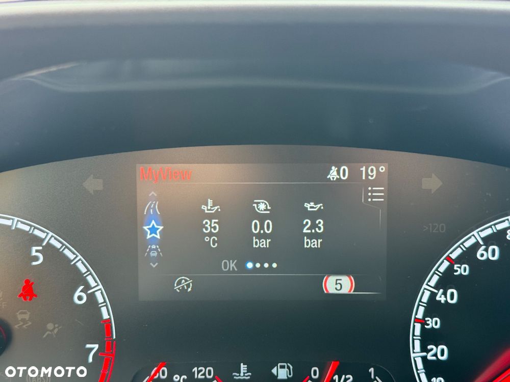 Ford Focus 2.3 EcoBoost S&S ST - 22