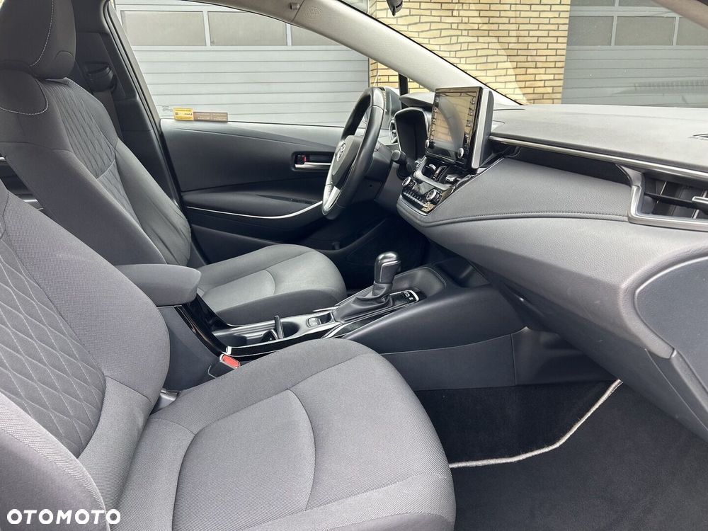 Toyota Corolla 1.8 Hybrid Comfort - 10
