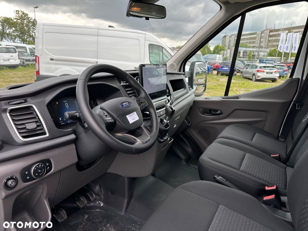 Ford Transit 350 L2 RWD Trend HDT6 - 21