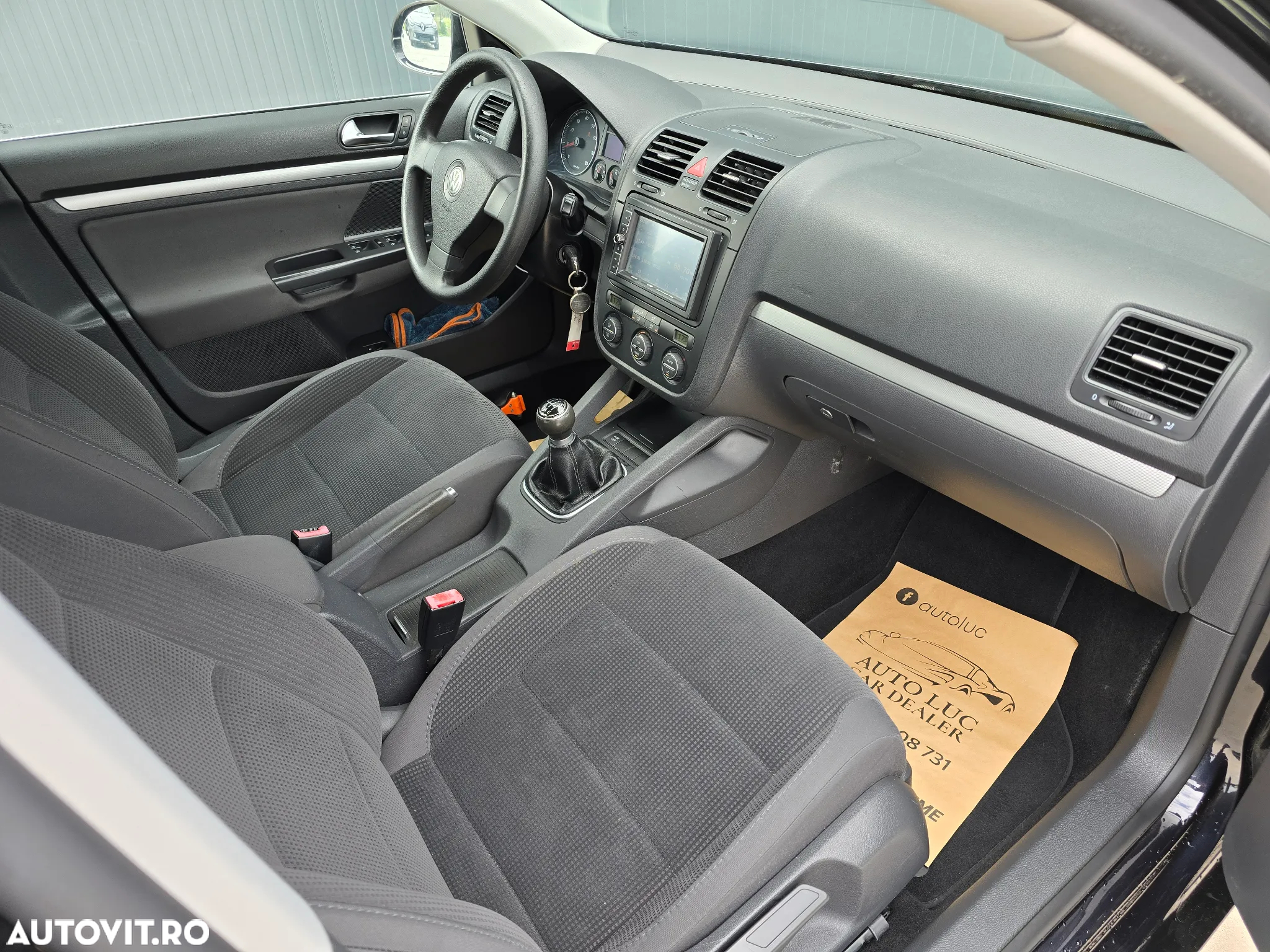 Volkswagen Jetta 1.4 TSI Comfortline - 7
