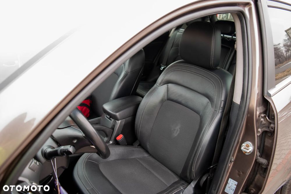 Kia Sportage 1.7 CRDI 2WD Vision - 10