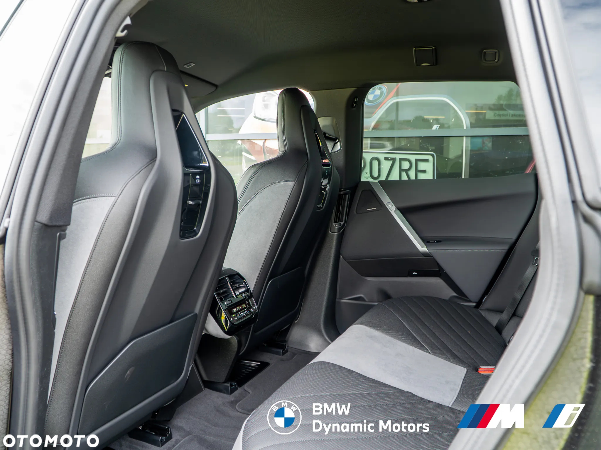 BMW iX xDrive45 - 22