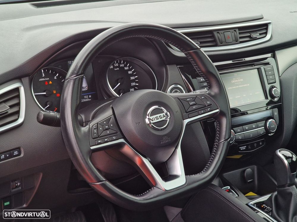 Nissan Qashqai 1.5 dCi N-Connecta DCT - 19