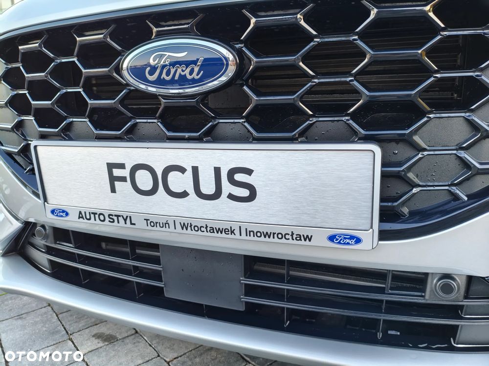 Ford Focus 1.0 EcoBoost mHEV ST-Line X - 5