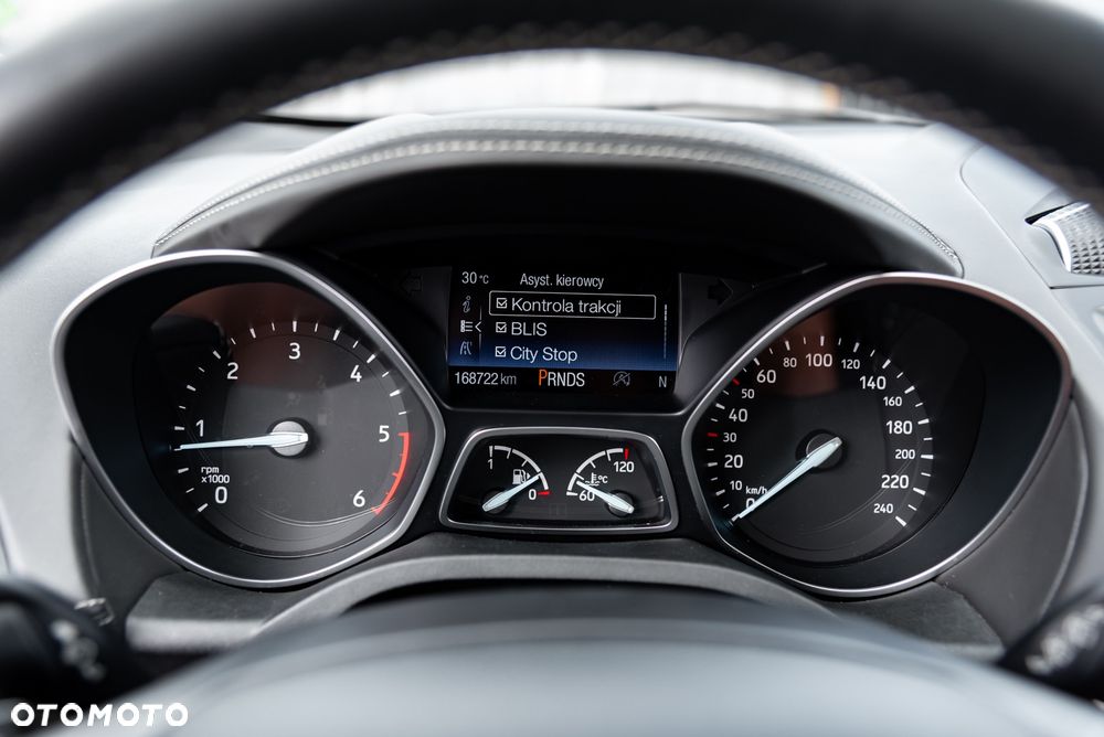 Ford Kuga 2.0 TDCi 4x4 Vignale - 30