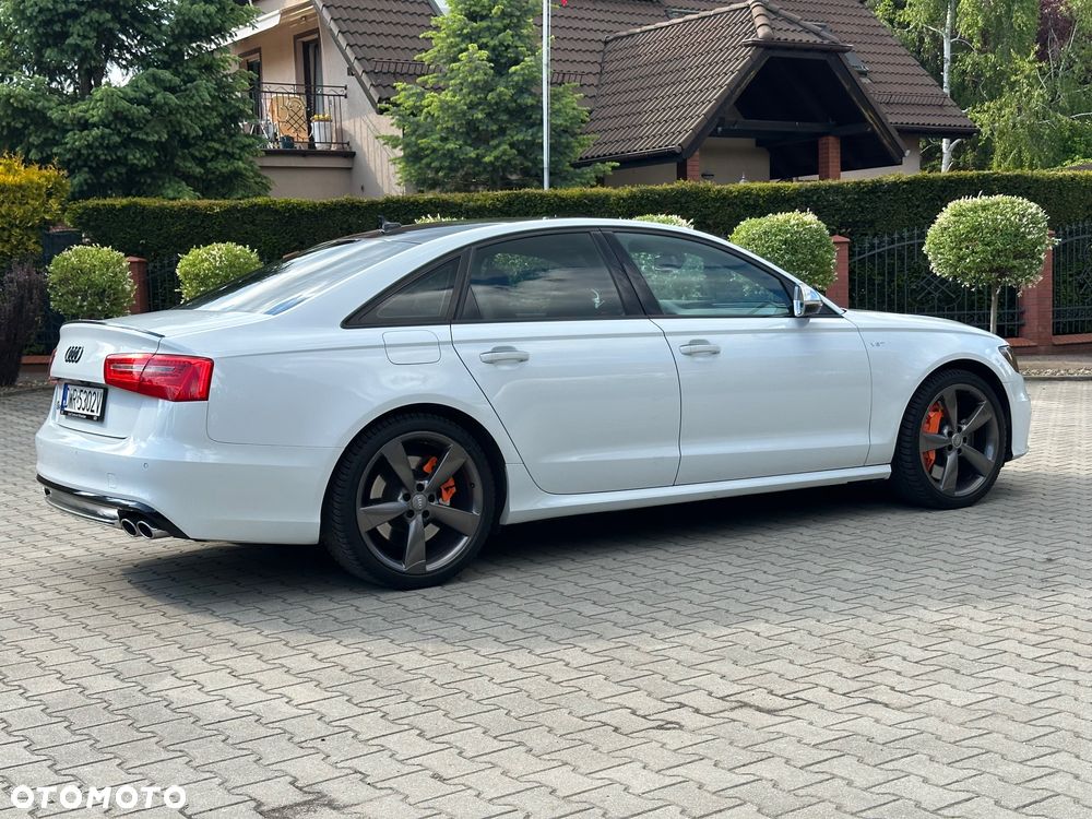 Audi S6 Limousine - 11