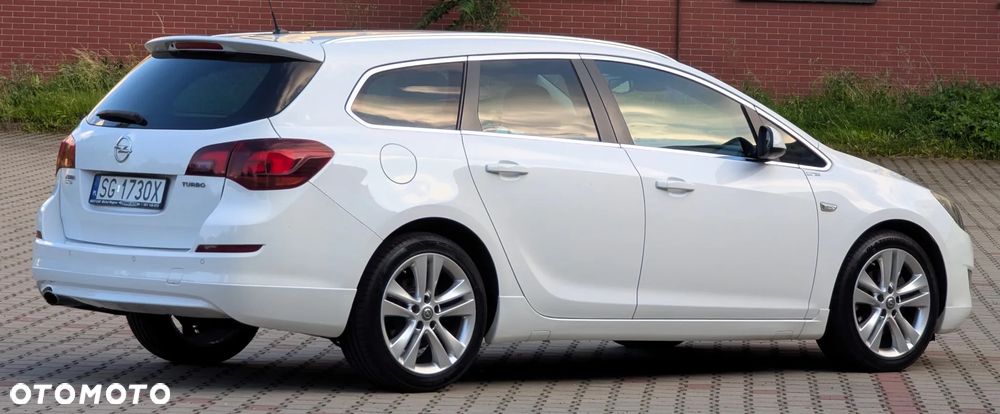 Opel Astra 1.6 T Sport - 34