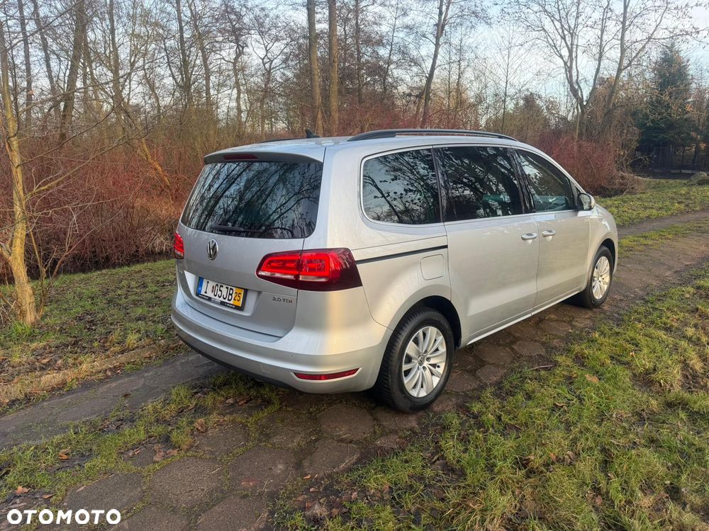 Volkswagen Sharan 2.0 TDI DSG (BlueMotion Technology) Highline - 3