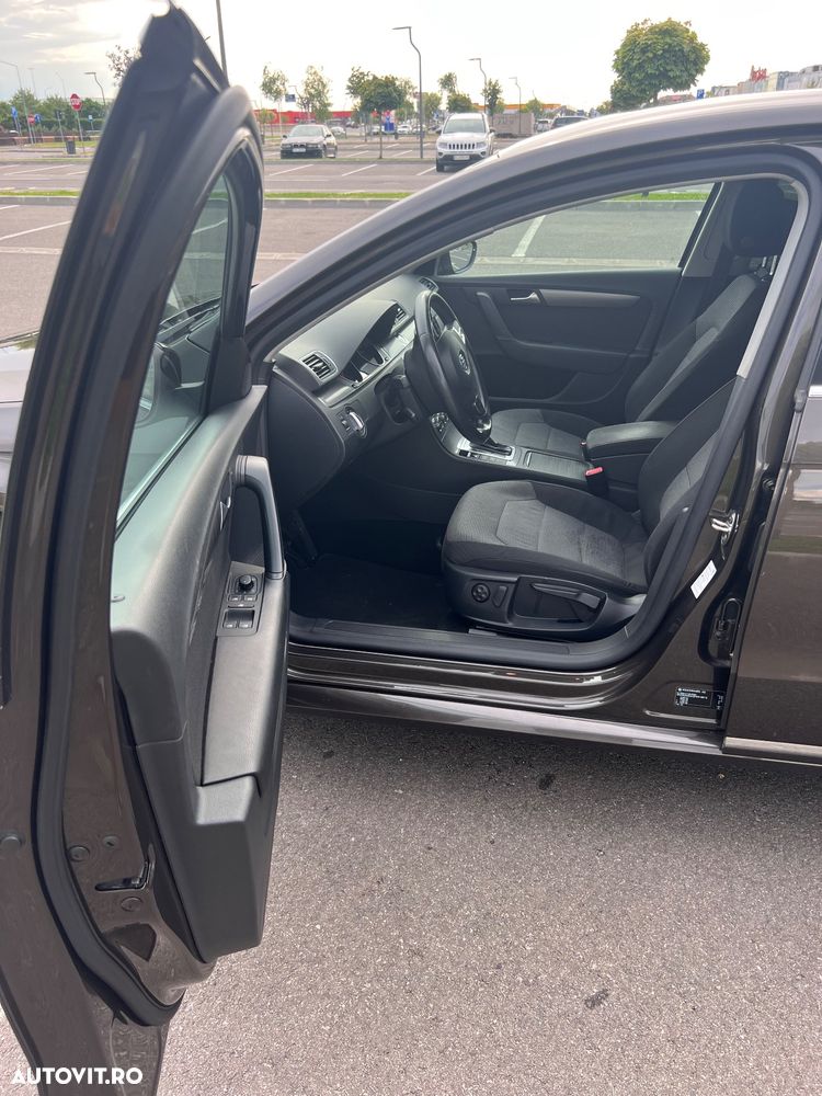 Volkswagen Passat - 6