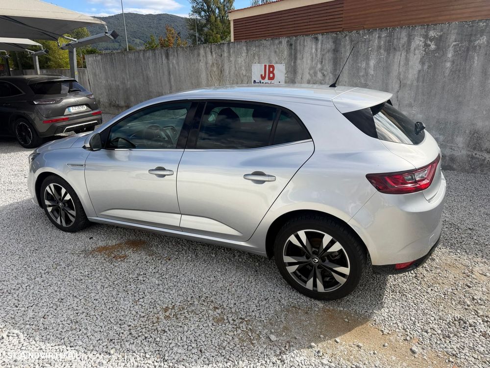 Renault Mégane 1.5 Blue dCi Intens - 4