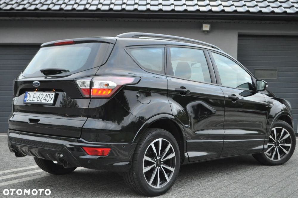 Ford Kuga 2.0 TDCi 2x4 ST-Line - 26