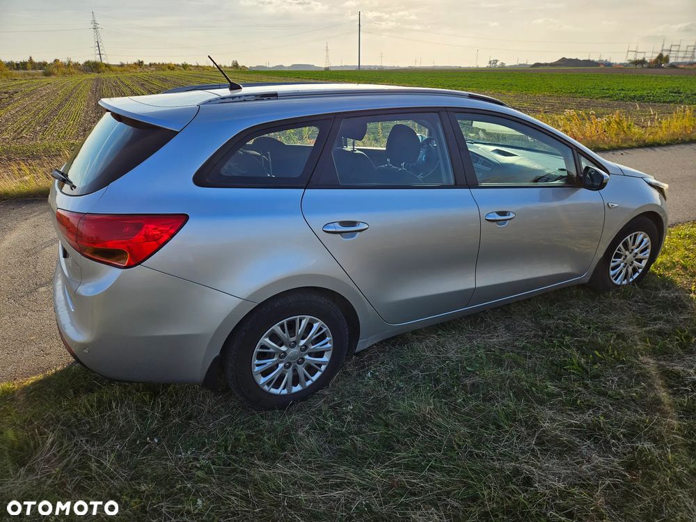 Kia Ceed 2014 photo 5