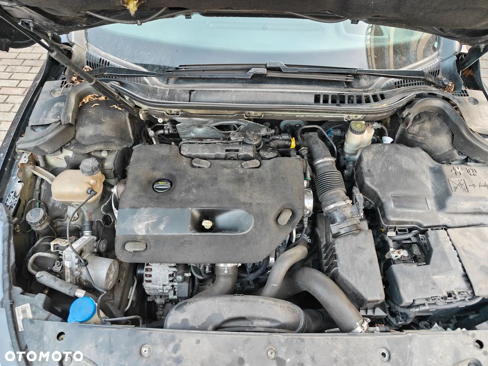 Peugeot 508 BlueHDi 180 EAT6 Stop&Start Allure - 23