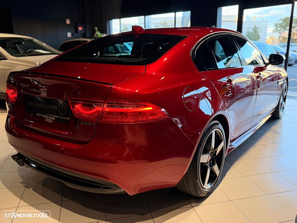 Jaguar XE 2.0 D R-Dynamic S - 16