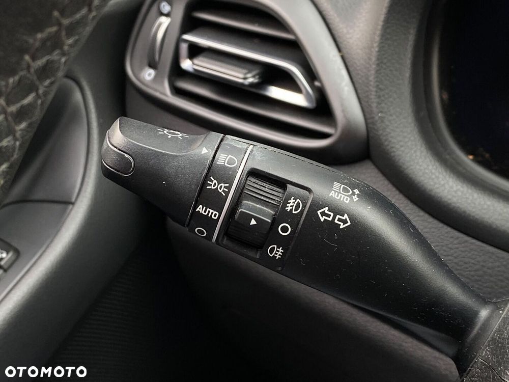 Hyundai i30 1.0 T-GDI Smart - 22
