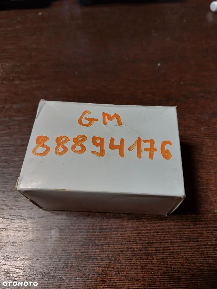 Regulator ciśnienia paliwa Chevrolet GM 4,2B 88894176 - 5