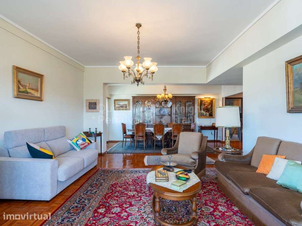 Apartamento T2 para arrendamento, com móveis em Algés - Grande imagem: 3/25