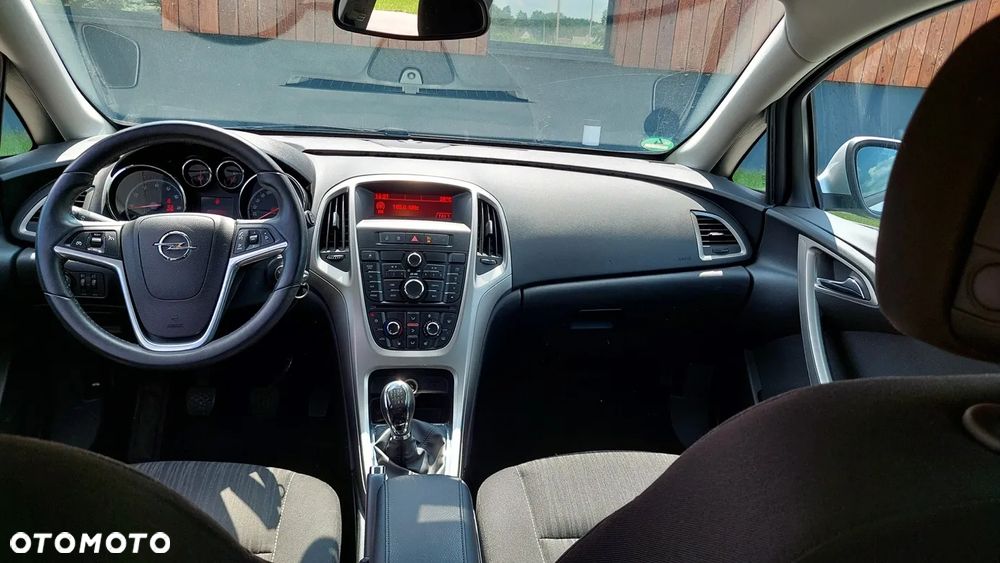 Opel Astra - 11