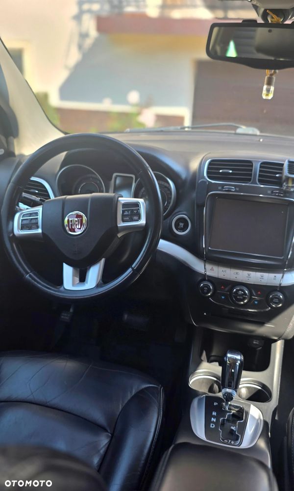 Fiat Freemont 2.0 Multijet Lounge AWD - 19