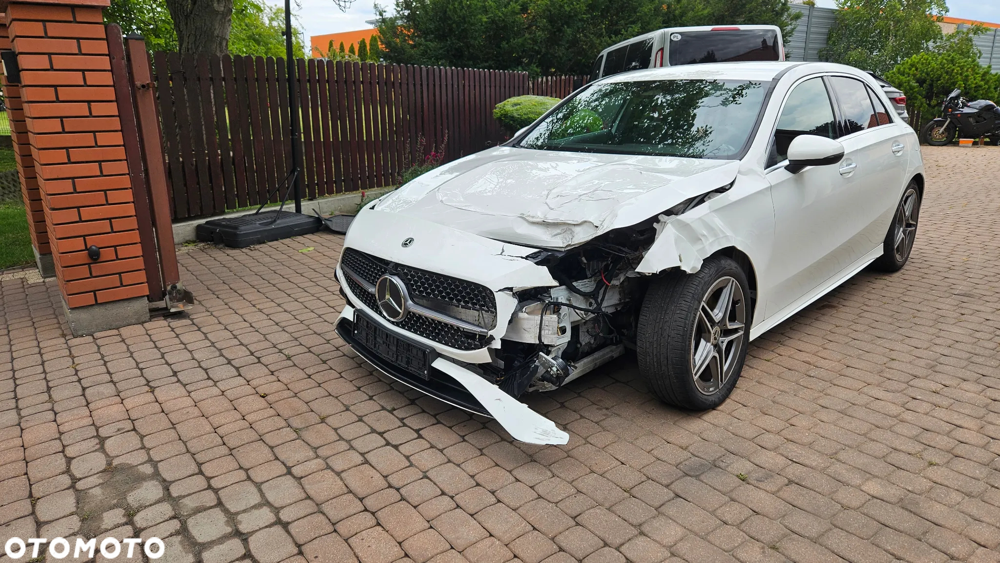 Mercedes-Benz Klasa A 220 4-Matic AMG Line 7G-DCT - 4