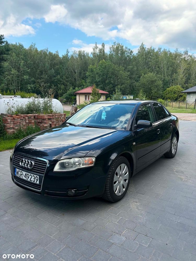 Audi A4 Limousine