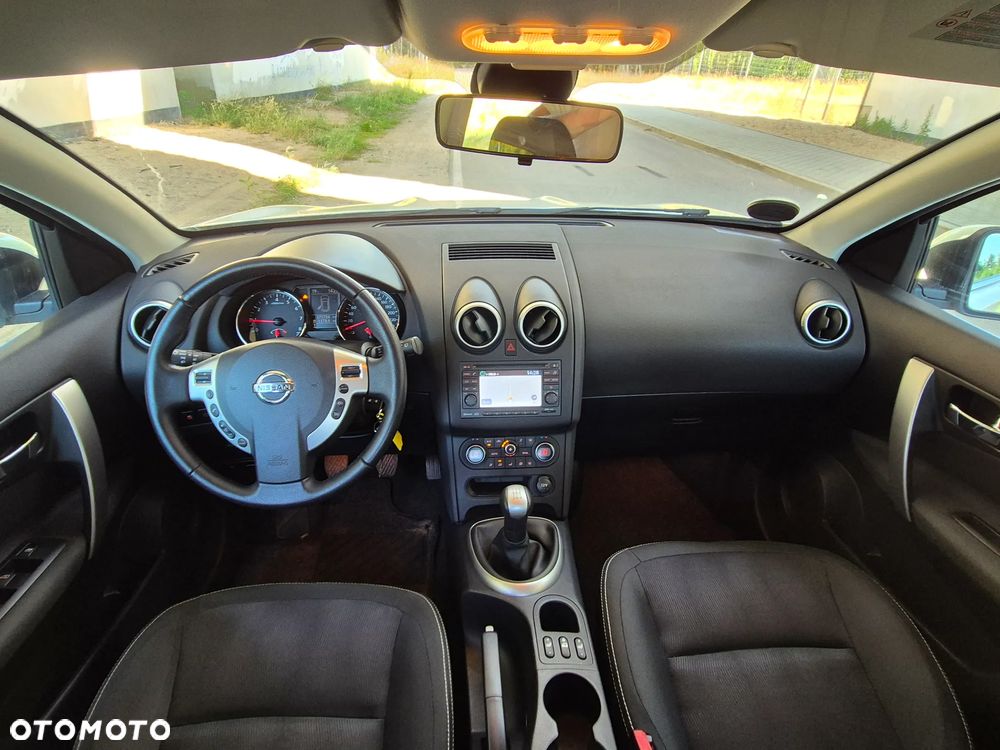 Nissan Qashqai - 12
