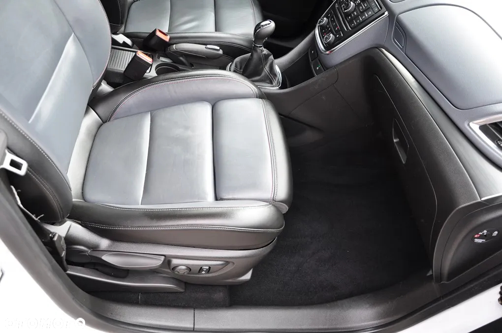Opel Mokka - 32
