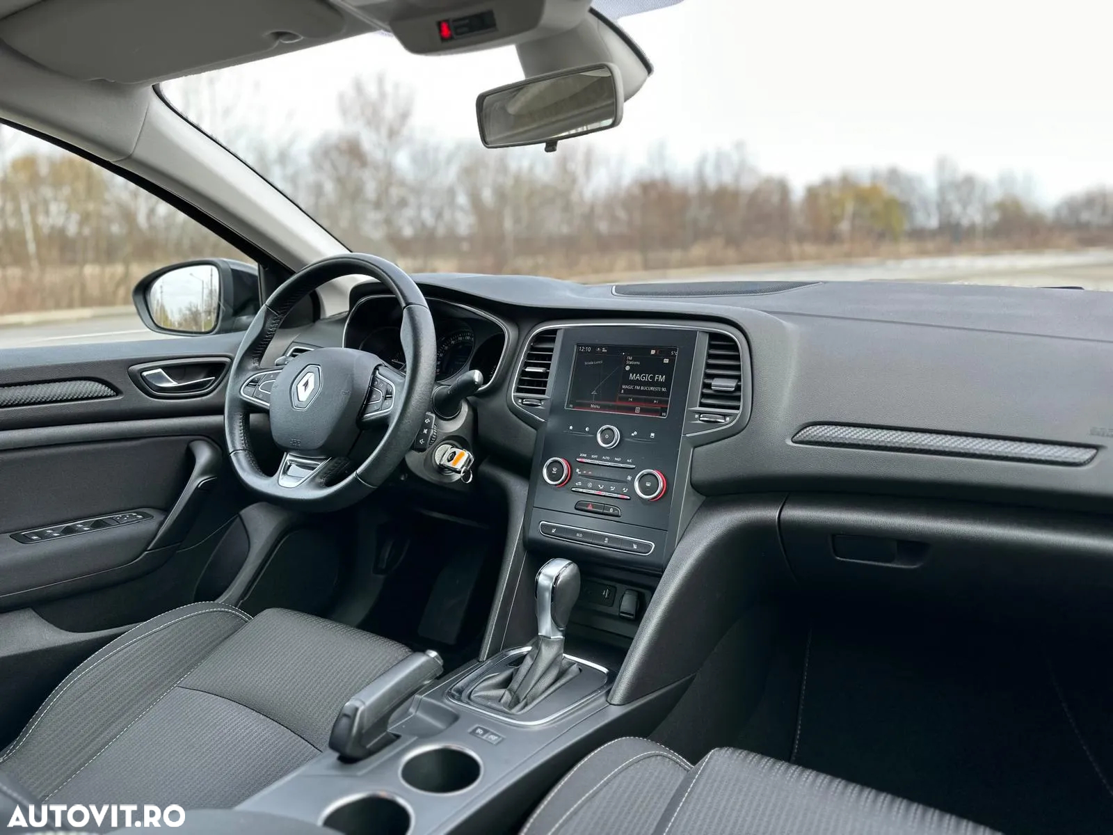 Renault Megane Blue dCi 116 EDC Zen - 14