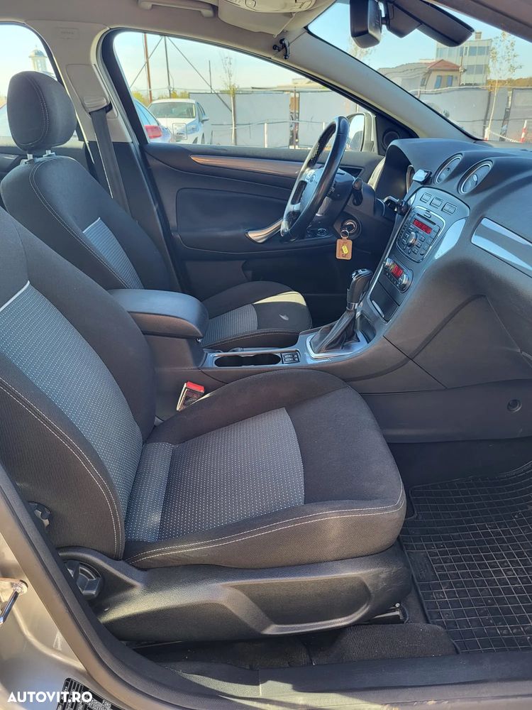 Ford Mondeo 2.0 Duratorq TDCi Powershift Titanium - 11