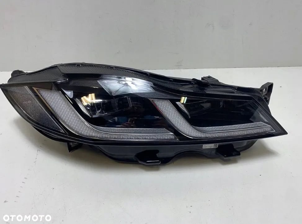 Komplet lamp przednich reflektorów LOW LT Jaguar XF X260 F-PACE X761 - 2