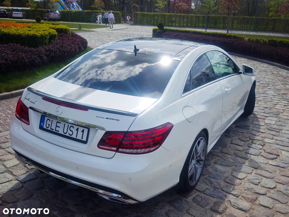 Mercedes-Benz Klasa E 250 7G-TRONIC - 22