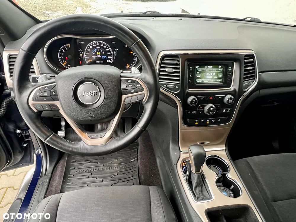 Jeep Grand Cherokee - 18
