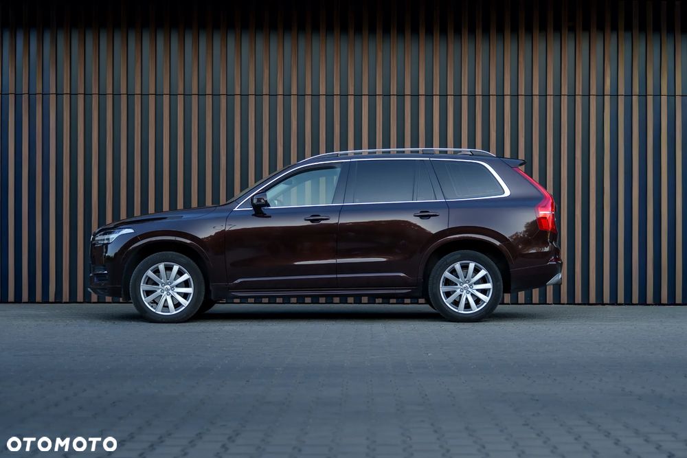 Volvo XC 90 D5 AWD Momentum - 17