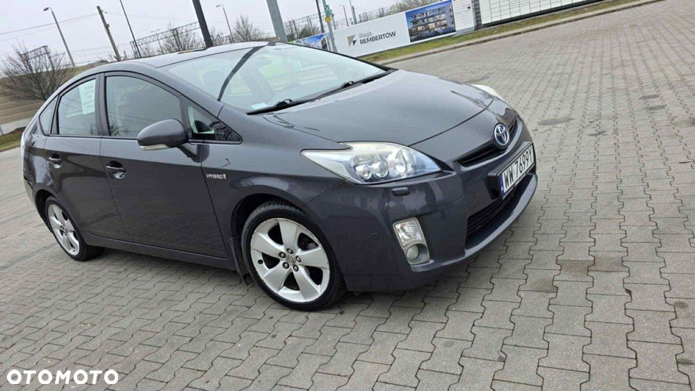 Toyota Prius - 5